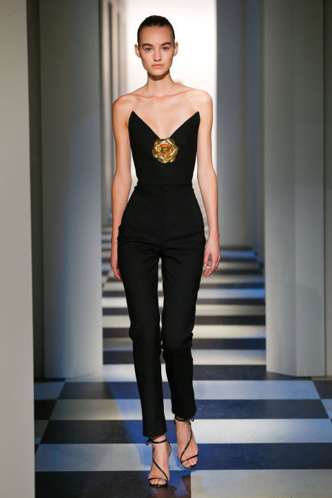 gallery-1488513447-elle-nyfw-fw17-collections-oscar-de-la-renta-02-courtesy-oscar-de-la-renta.jpg