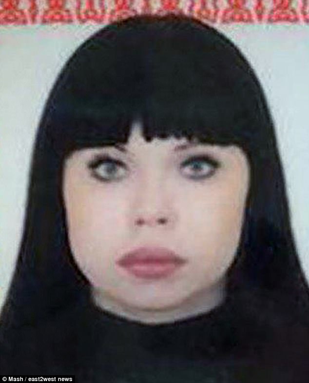 44B1EE1000000578-4916962-Mash_initially_identified_the_pictured_woman_as_his_cannibal_wif-a-26_1506344115344.jpg