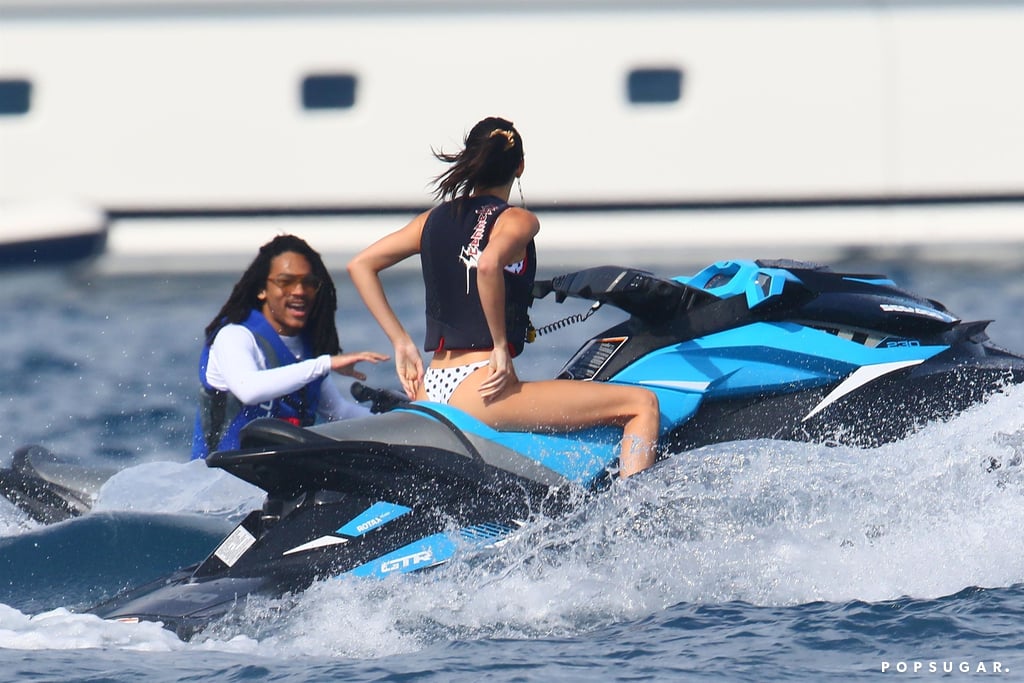 Kendall-Jenner-Bella-Hadid-Cannes-Yacht-Photos-May-2019_5.jpg