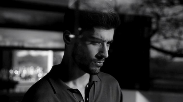 Zayn Malik tradhëton Gigi Hadid me një bionde tjetër...për klipin e ri!