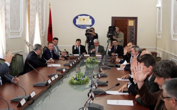 Opozita largohet nga Komisioni i Ligjeve, shkak debati për çështjen Tahiri