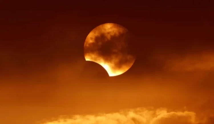 Bëhuni gati, eklipsi diellor i tetorit do të sjellë ndryshime në jetën e këtyre shenjave