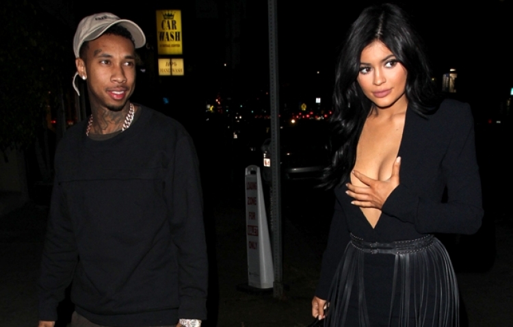 Kylie Jenner e çmendur pas Tyga-s, i ofron shtëpinë 6 mln $ [FOTO]