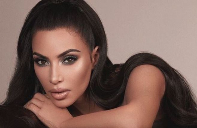 Është një ndër femrat më të suksesshme në botë. Pasuria e Kim Kardashian kap shifra marramendëse…[FOTO]