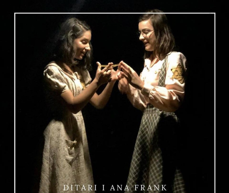 Premierë në Teatrin Metropol/ Si Anna Frank na shtyn që të besojmë se çdokush ka brenda vetes diçka të mirë [VIDEO]