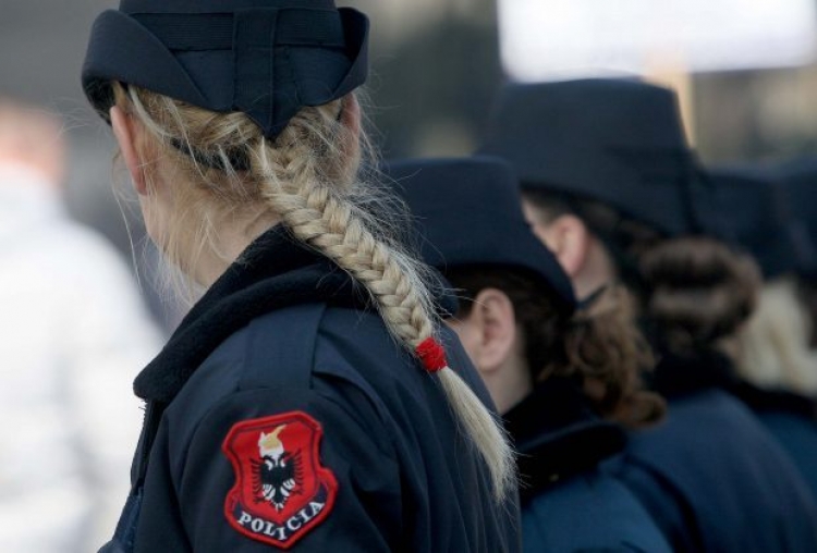 Brunilda Alikaj ish-shefja e antitrafikut në Vlorë e argumentuar nga Prokuroria e Krimeve të Rënda si prova kryesore kundër Tahirit, ka qenë e dashura e Moisi Habilaj