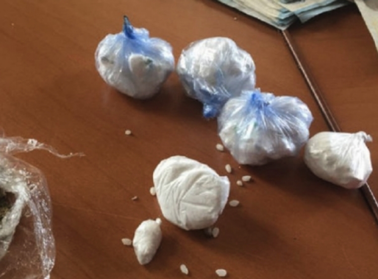Doli me leje, si u zbulua i burgosuri në Korçë me 22 doza drogë në stomak