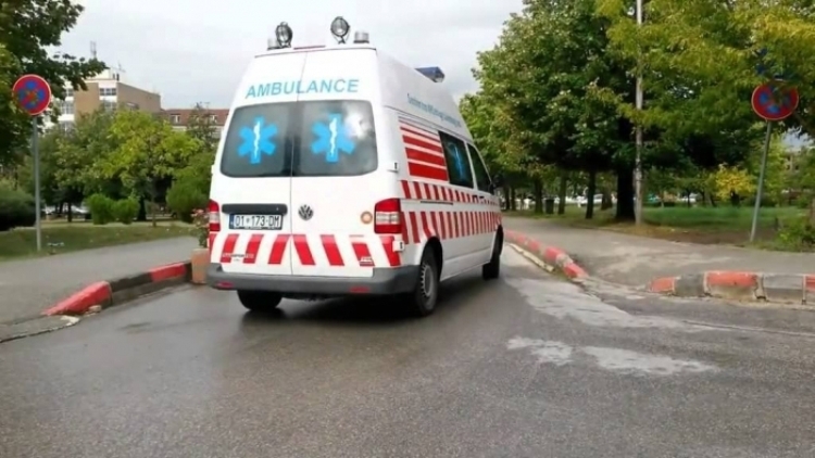 Horror në Lezhë, burri djeg të gjallë gruan me benzinë