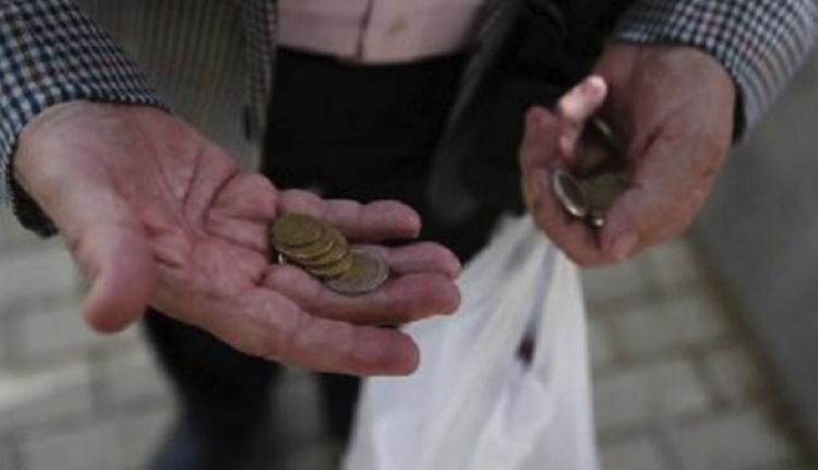 Shqiptarët më të varfërit e Ballkanit, nuk kanë para as për ushqime