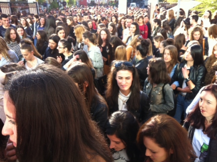 Anketim! Mësoni sa janë zhgënjyer nga procesi i maturës studentët e rinj [VIDEO]