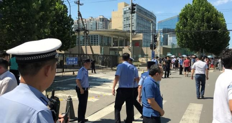 Shpërthim pranë Ambasadës së SHBA-së në Pekin [VIDEO]