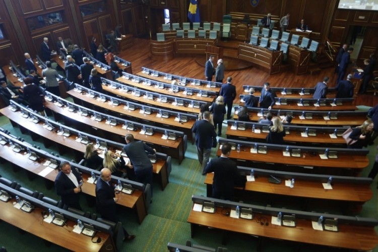 Marrëveshja e dialogut me Serbinë, ç’pritet të ndodh në Kuvendin e Kosovës