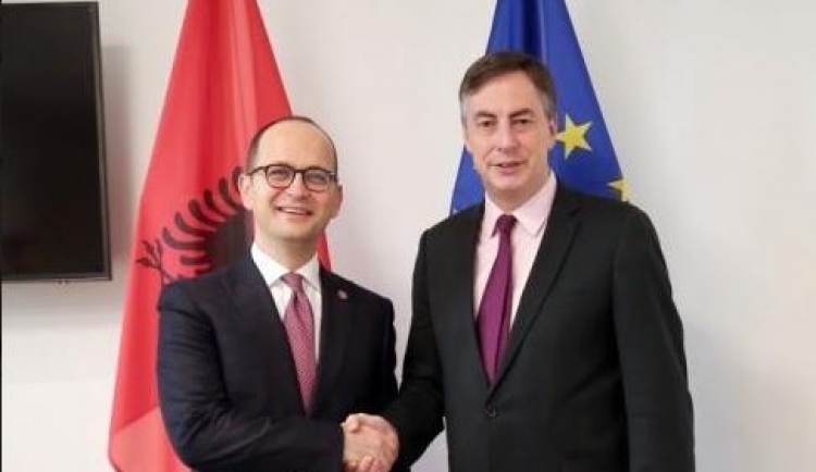 Eurodeputeti i zgjidhjes së krizave politike në Shqipëri: Anëtarësimi nuk i shërben vetëm vendit