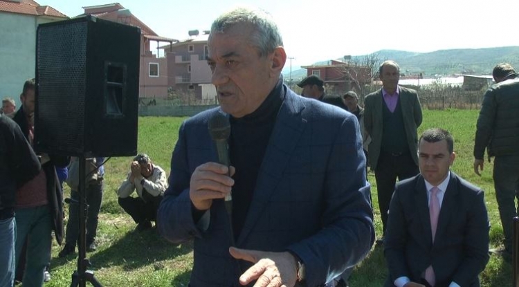 Ruçi: Po synohet destabiliteti i vendit