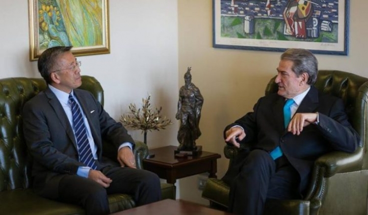 Donald Lu vizitë në zyrën e Berishës pas letrës së Fatmir Xhafajt për prokurorin Hajdarmataj