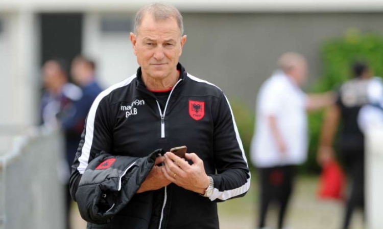 E bujshme, Gianni De Biasi trajner i Kosovës? [FOTO]