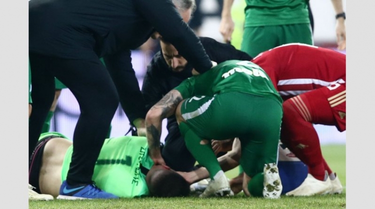 Shmanget tragjedia, futbollisti shqiptar i shpëton jetën shokut të ekipit [FOTO]