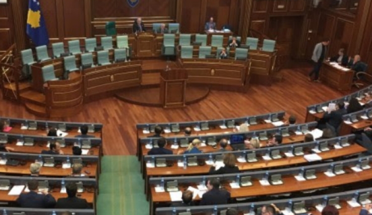 Dështon Kuvendi në Kosovë. Nuk votohet rezoluta për dialogun me Serbinë