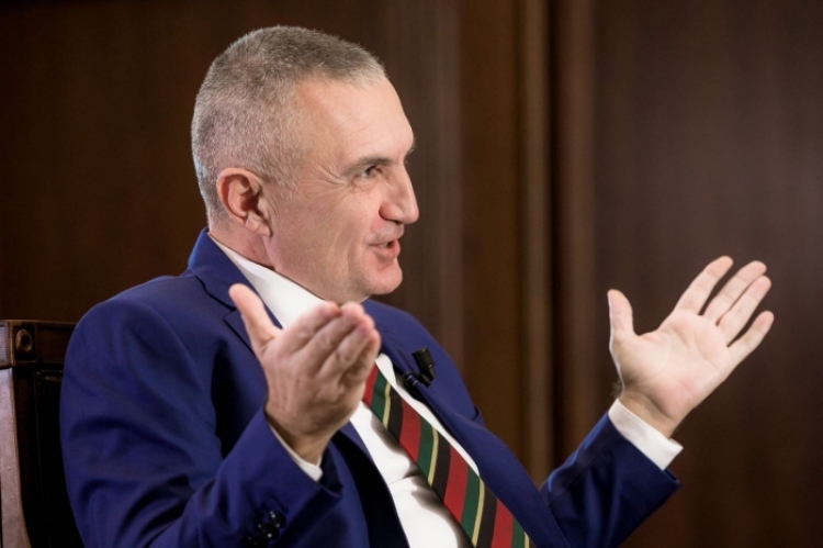 Pas ish-presidentëve të Republikës, Presidenti Meta takime me ish-ministrat e Jashtëm, lidhur me kërkesën e Bushatit për plotfuqishmërinë në lidhje me çështjen e detit me Greqinë