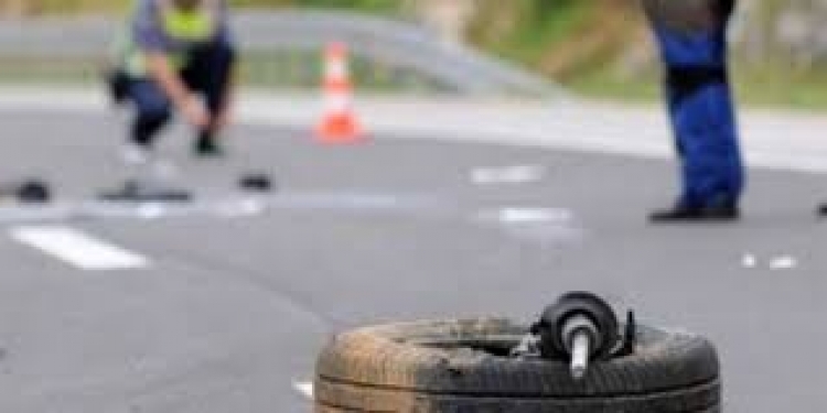 Gramsh,makina del nga rruga 8 të plagosur, mes tyre fëmijë