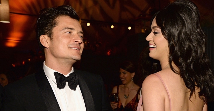 Katy Perry me gisht në gojë, Orlando Bloom në takim me një grua të martuar [FOTO]