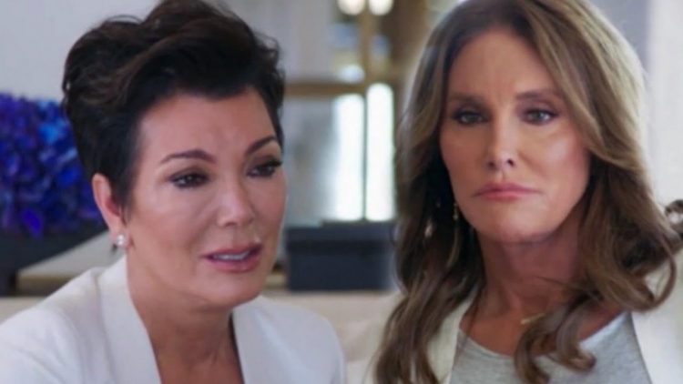 Caitlyn publikon kujtimet e saj, Kris Jenner hakërrhet: Pse më nxjerr si kur*ë?! [VIDEO]