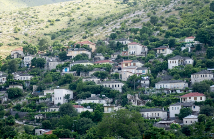 Vidhnin banesa, arrestohen në flagrancë 2 persona