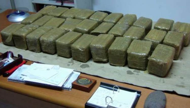 Investigim/Bandat shqiptare po shpërndajnë drogë në të gjithë Londrën