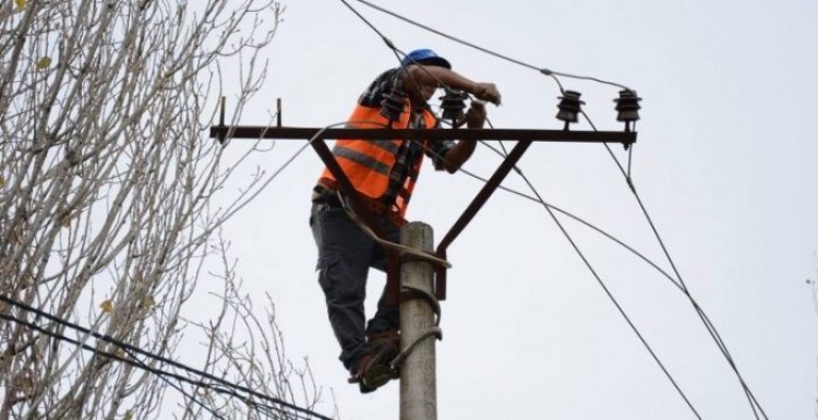 OSHEE bën njoftimin e rëndësishëm: Këto zona të Tiranës, s’do kenë energji elektrike nesër, ja oraret!