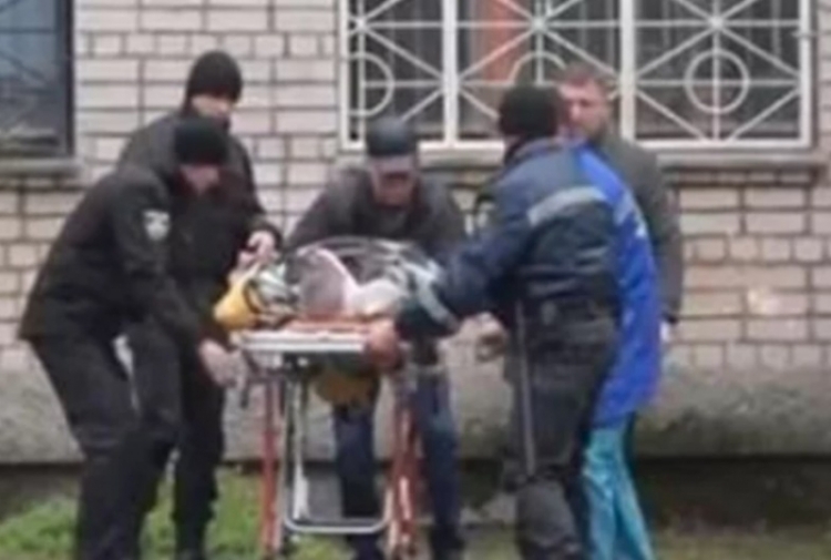 Ukrainë: Babai i viktimës hedh në erë sallën e gjyqit duke vrarë veten dhe plagosur 7 të tjerë