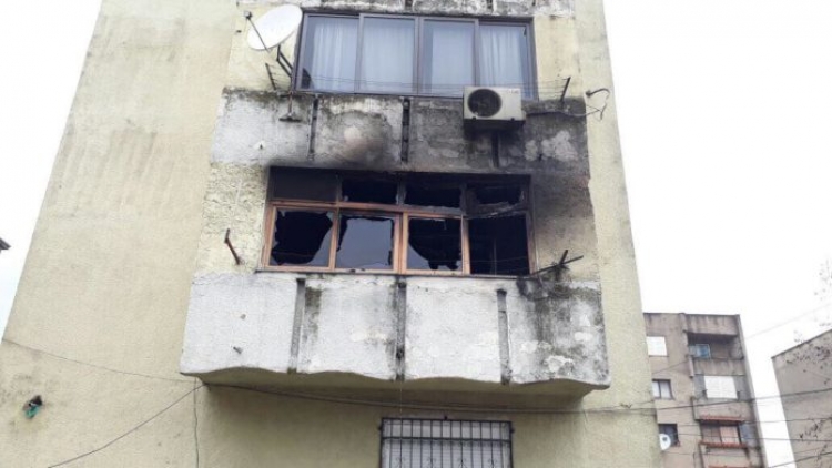 Zjarr në një apartament në Shkodër
