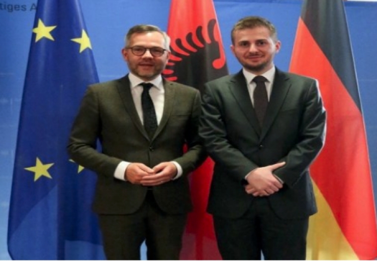 Kriza politike në Shqipëri/ Ministri i Merkel sqaron nëse vihen në rrezik negociatat