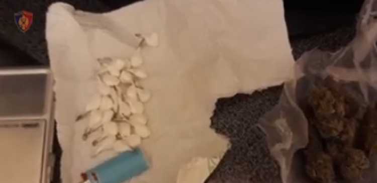 ‘Porosia e fundit’ zbulon kokainën. Arrestohen tre persona [VIDEO]