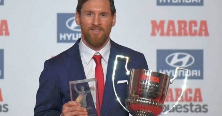 Messi është “i pandalshëm”, dy trofe brenda një dite në moshën 31 vjeçare[VIDEO]