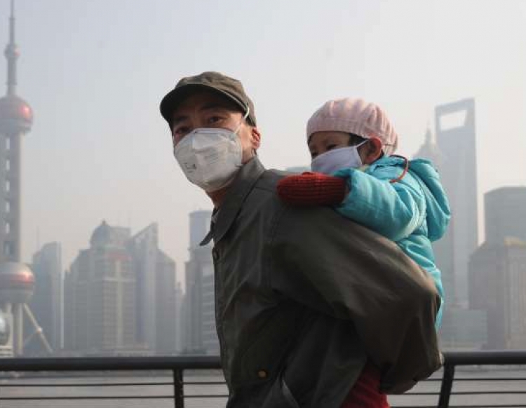 Alarmi i studiuesve për ajrin e ndotur: Ja sa vite po shkurton jetën e fëmijëve