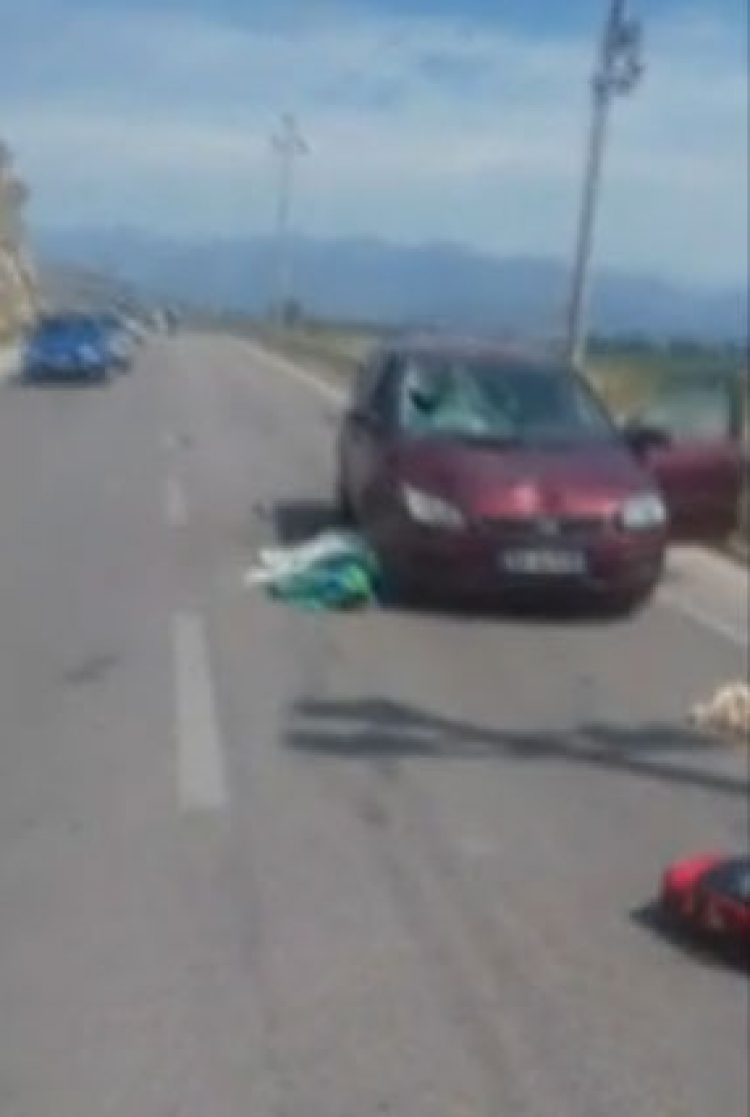 E rëndë, çifti italian përfshihet në aksident, ndërron jetë gruaja