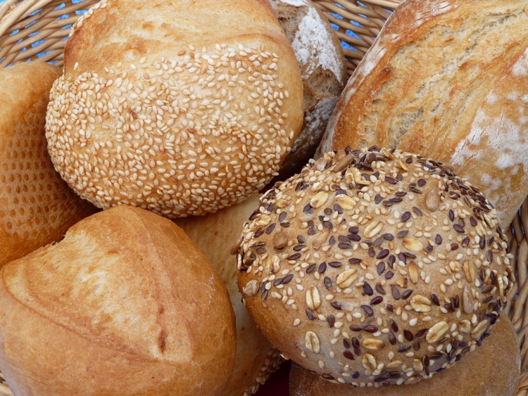 Konsumimi i bukës në fund të vaktit, ndikon për mirë në shëndetin e dieabetikëve [VIDEO]