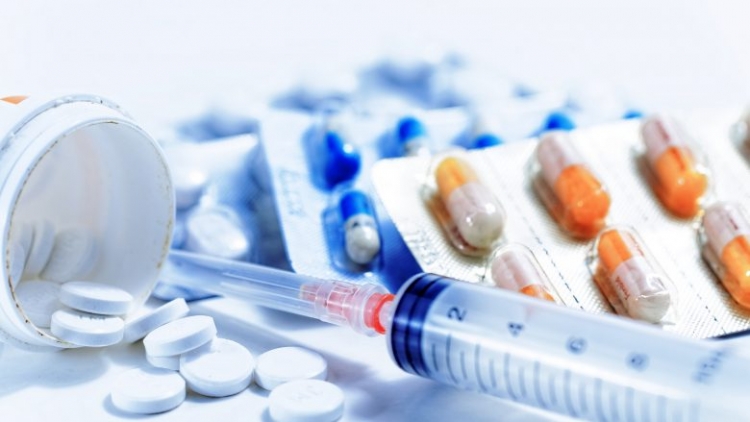 Vendim i papritur, Ministria e Shëndetësisë ndalon reklamat e ilaçeve me recetë në media