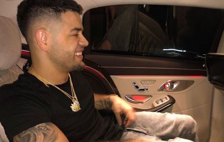 Bravo Noizy! Sonte tre koncerte… Reperi i lajmëron fansat të marrin me vete... [FOTO]