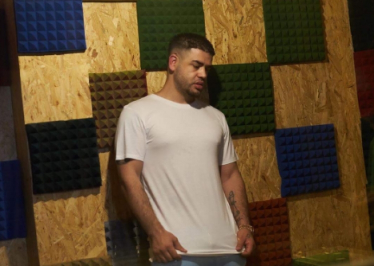 Noizy e publikon të përfunduar, ja si duket studioja e tij e re [FOTO]