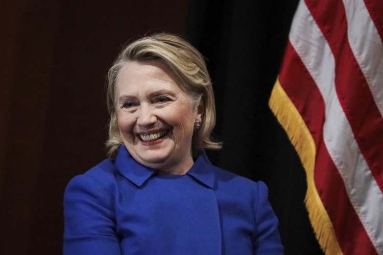 A do kandidojë Hillary Clinton për Presidente? Ja përgjigjja e saj zyrtare