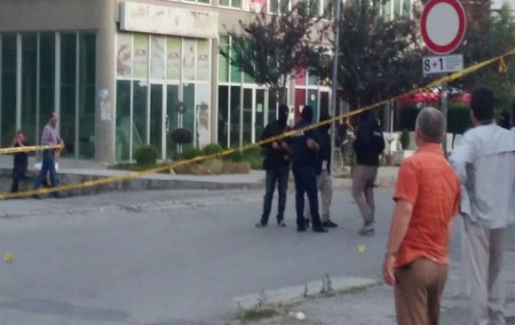 Qëlluan ndaj policisë në Elbasan, arrestohen 3 persona