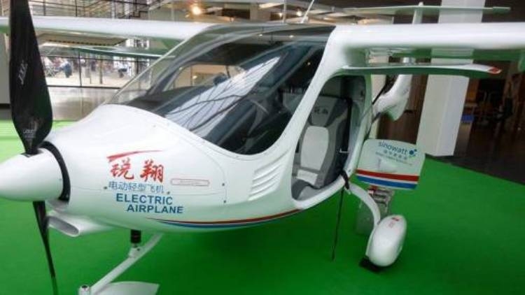 Kinë/ Avioni elektrik i avancuar, kryen me sukses një fluturim prej 2 orësh