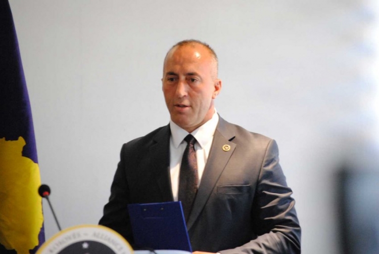 Haradinaj bën këtë gjest të veçantë për pavarësinë e Kosovës [FOTO]