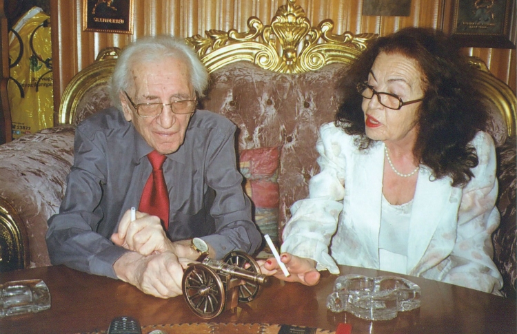 Ndahet nga jeta e veja e Dritëro Agollit, Sadije Agolli