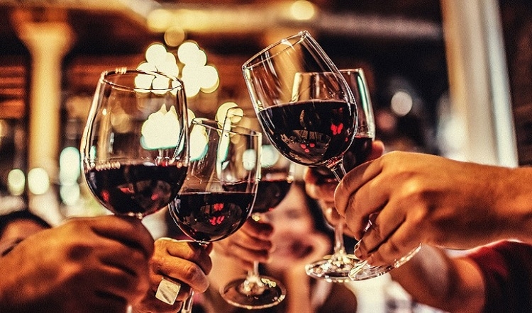 Një gotë verë mund të zëvendësojë një orë ushtrime fizike