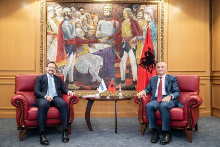 Kriza politike në Shqipëri/ Meta kërkon ndihmë nga OSBE, ndërmjetësoni dialogun