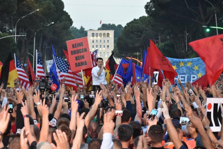 Basha, Metës dhe ndërkombëtarëve: Anulimi i zgjedhjeve nuk është fundi i betejës, largimi i Ramës i panegociueshëm