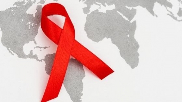 Çdo 2 minuta një fëmijë infektohet nga virusi HIV në botë
