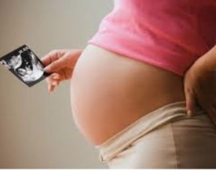 Boom shtatëzanish! Shikoni kush janë shtatzënat më të reja në showbizin shqiptarë [FOTO]